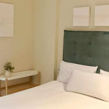 Petit Ancora Frente A Playa Grande Apartment *